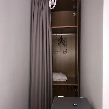 Leman Apartment *