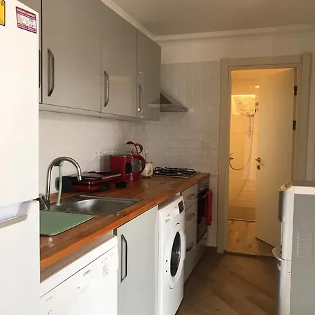 Leman Apartment