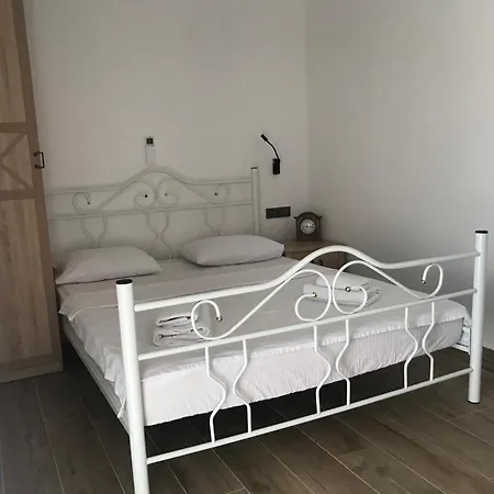 Leman Apartment
